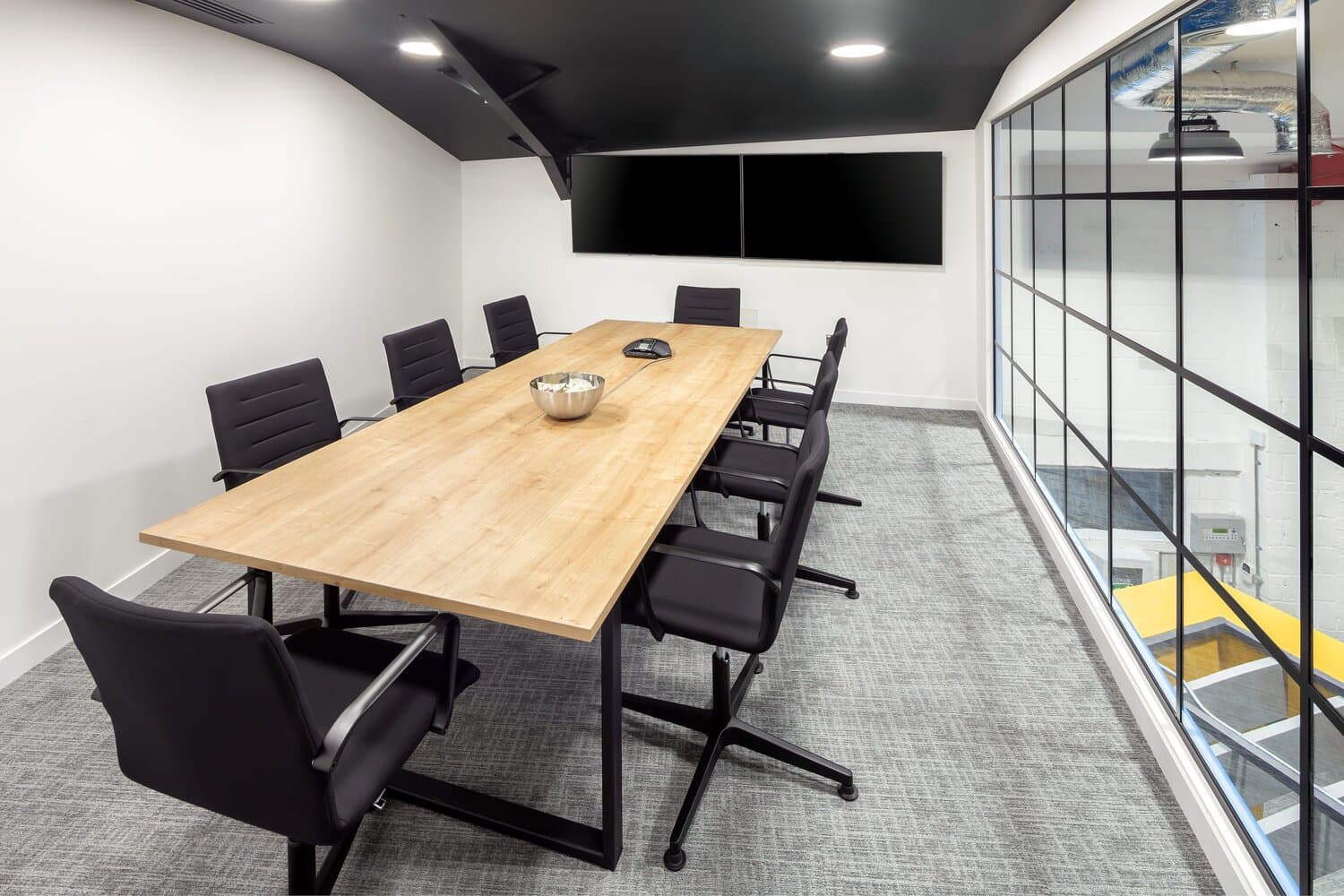 Step inside a real enhanced virtual tour by Biztour
